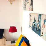 Maroussa's Daire *