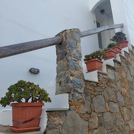 Apartamento Maroussa's Rámos