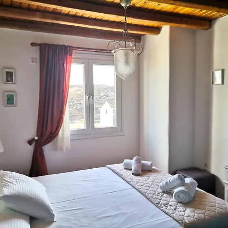 Apartamento Maroussa's Rámos